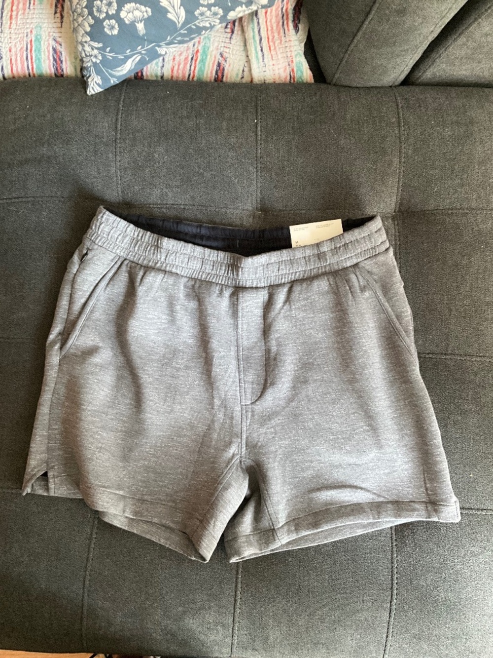 NWT American Eagle 24/7 Jogger Short Gray Size M
